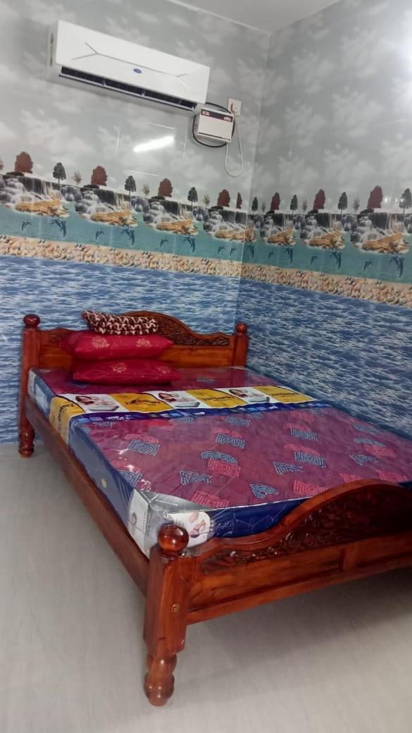 Sri Vasavi Home Stay Тируваннамалай Экстерьер фото